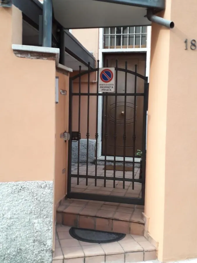 Home Scalzi 18 Verona Italy