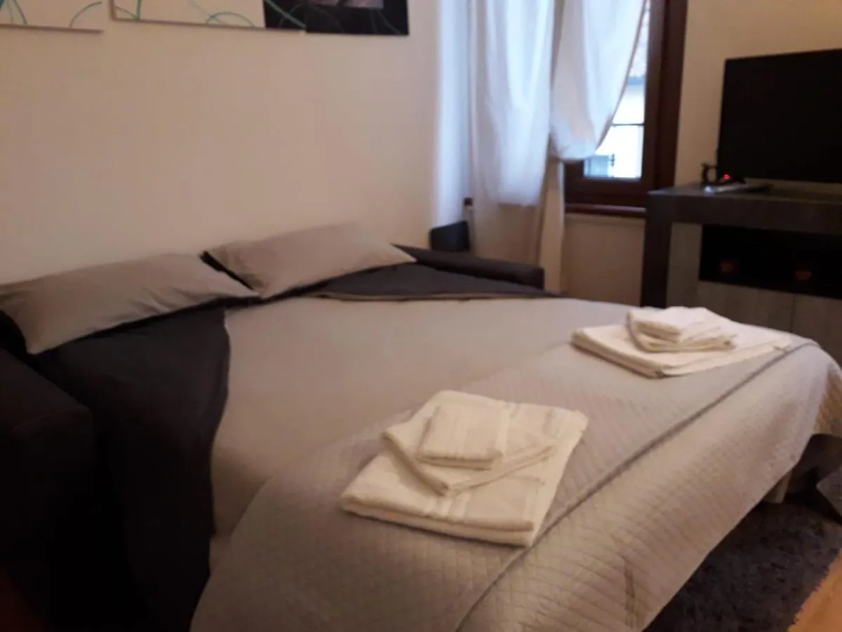 Home Scalzi 18 Verona Italy
