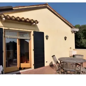  Apartment Savorgnan Tricamere Con Terrazza Italy
